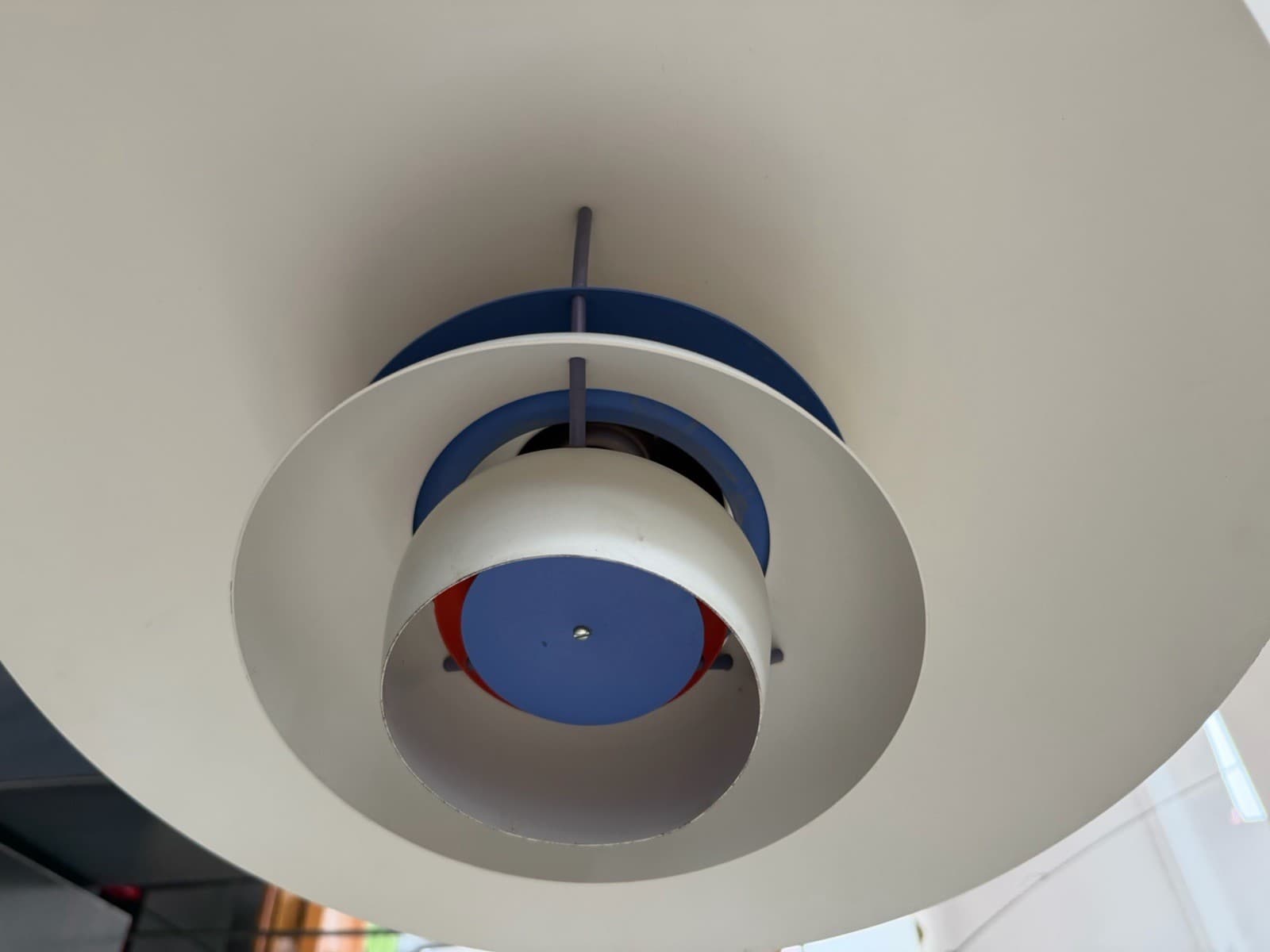 Poul Henningsen, PH5, Louis Poulsen