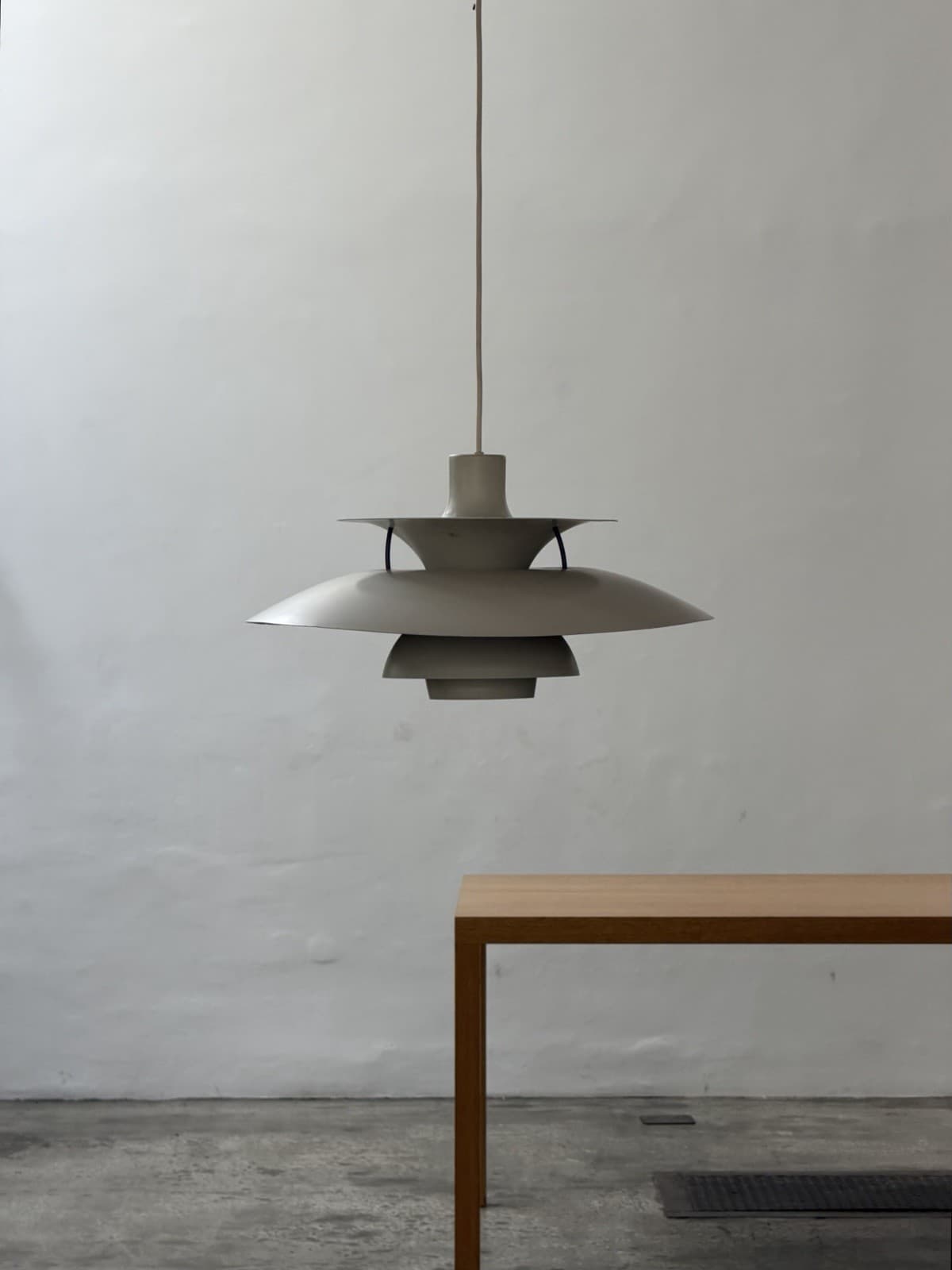 Poul Henningsen, PH5, Louis Poulsen