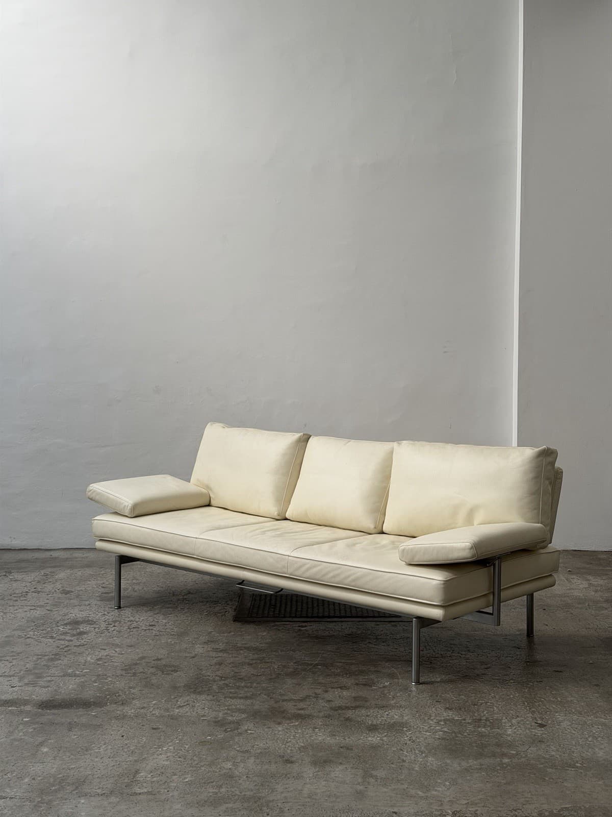 Walter Knoll, Living Plattform Sofa, Off White Leather