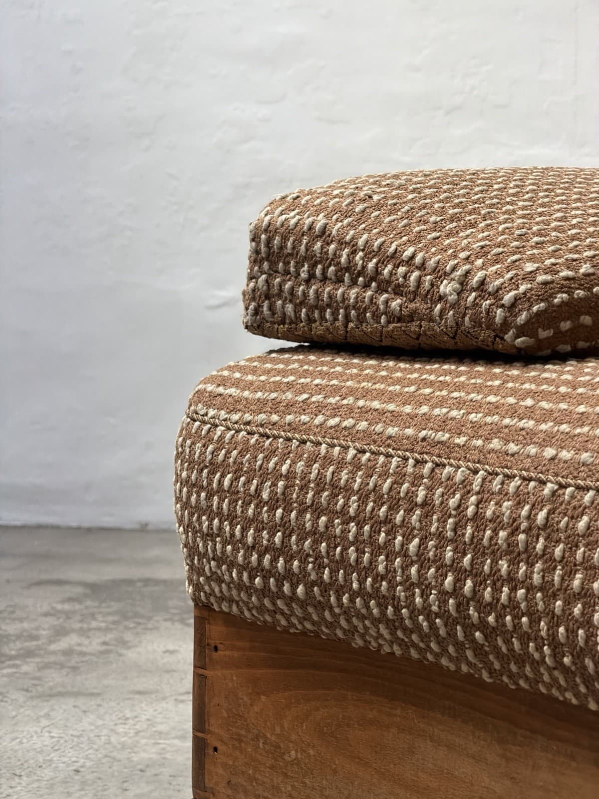 Historical Early 20th Century Divan, Unknown