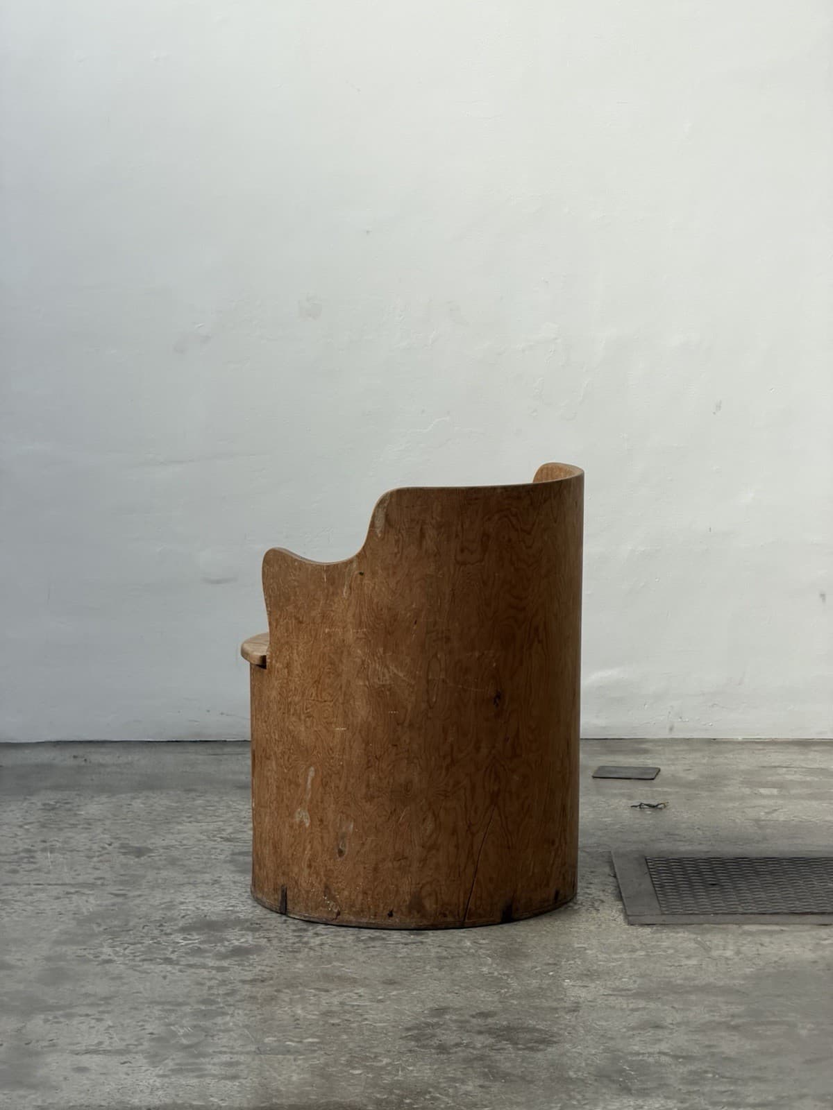 Important 1903 Swedish Pine Kubbstol Log Chair