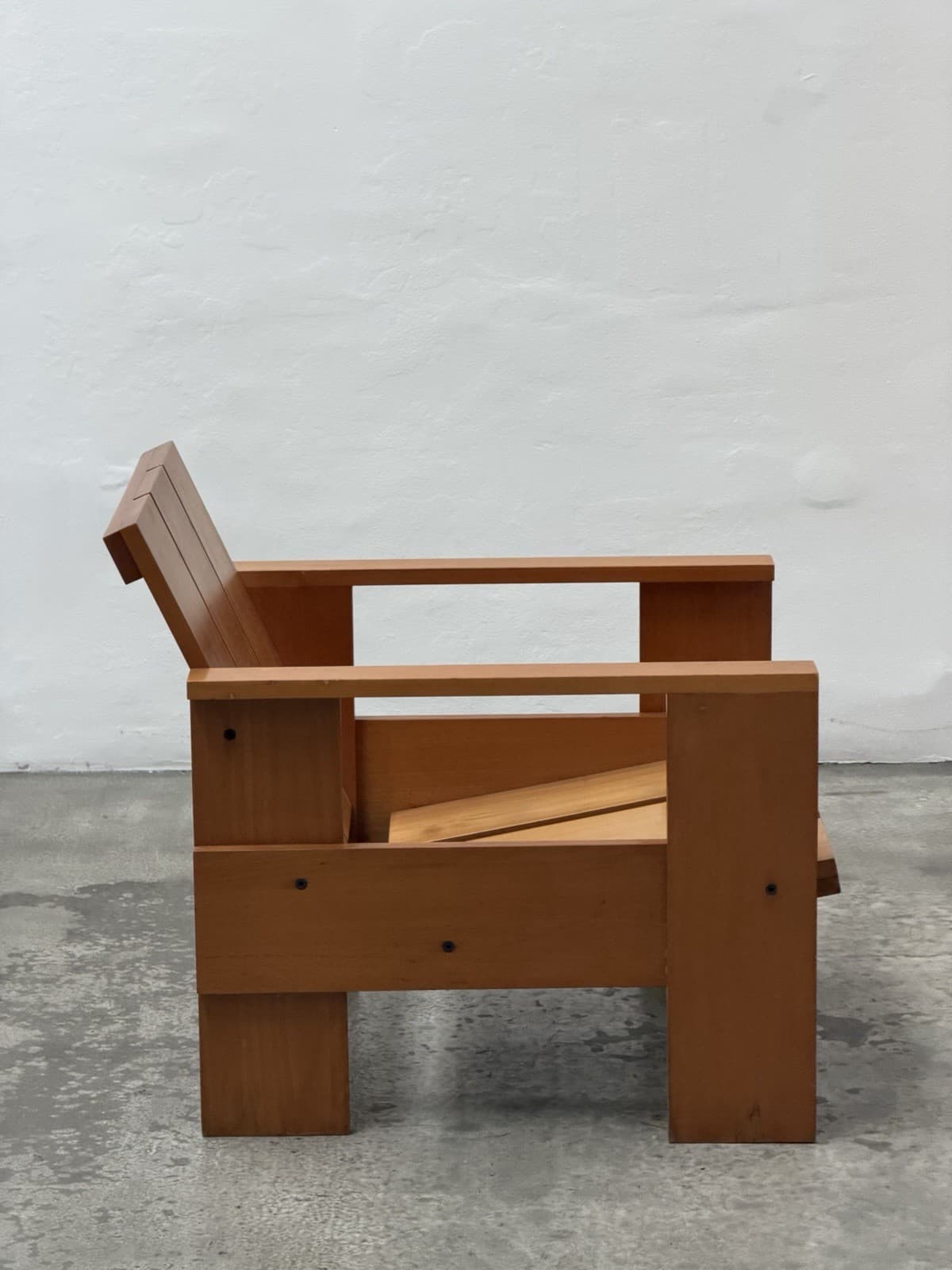 Gerrit Rietveld, Crate Chairs And Table, Cassina