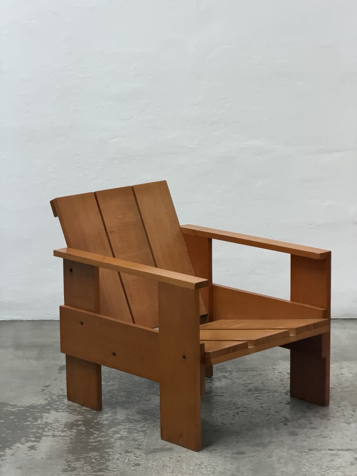 Gerrit Rietveld, Crate Chairs And Table, Cassina