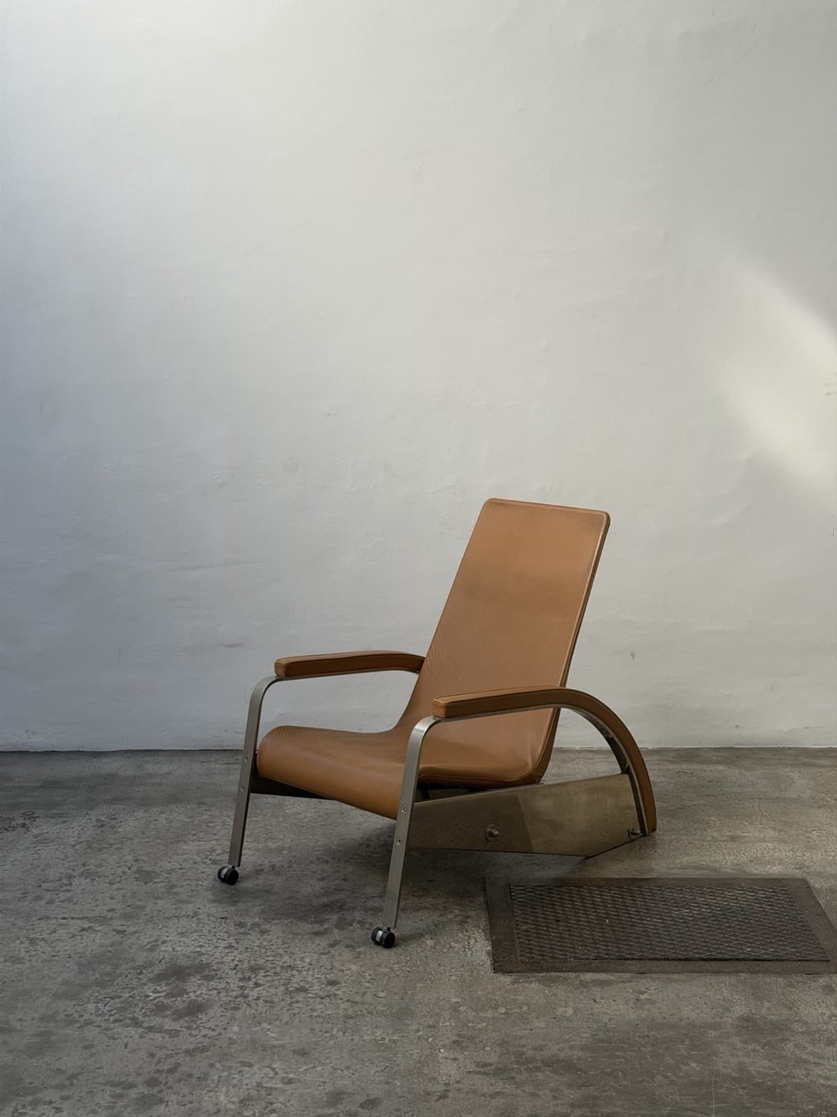 Jean Prouvé, Tecta D80 Grand Repos Lounge Chair