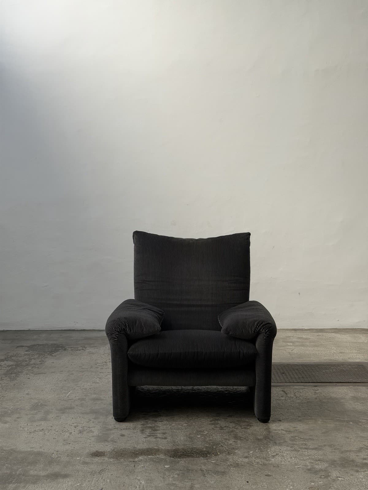 Vico Magistretti, Maralunga Armchair, Cassina