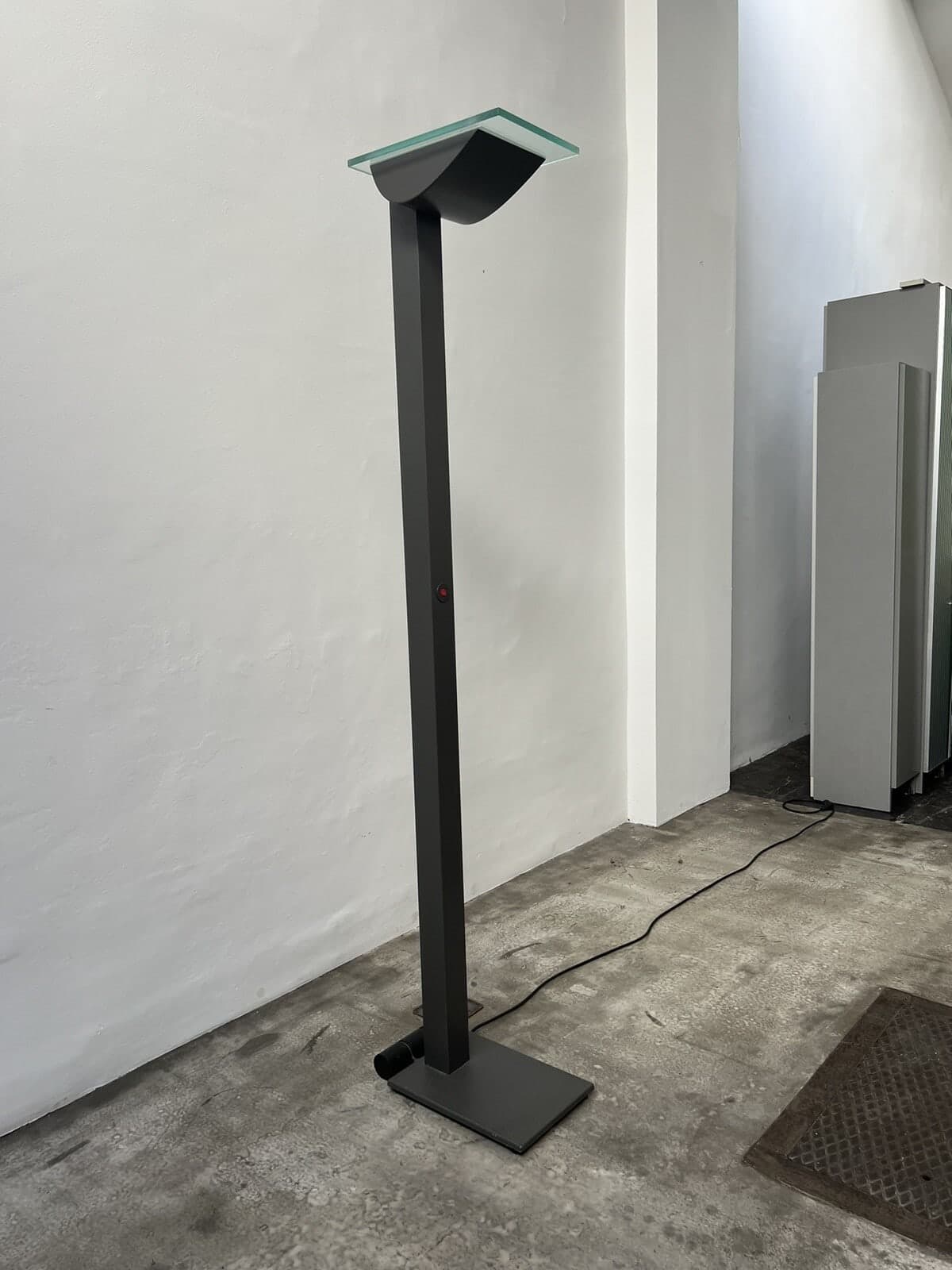 Ettore Sottsass, ID/S Floor Lamp, Staff