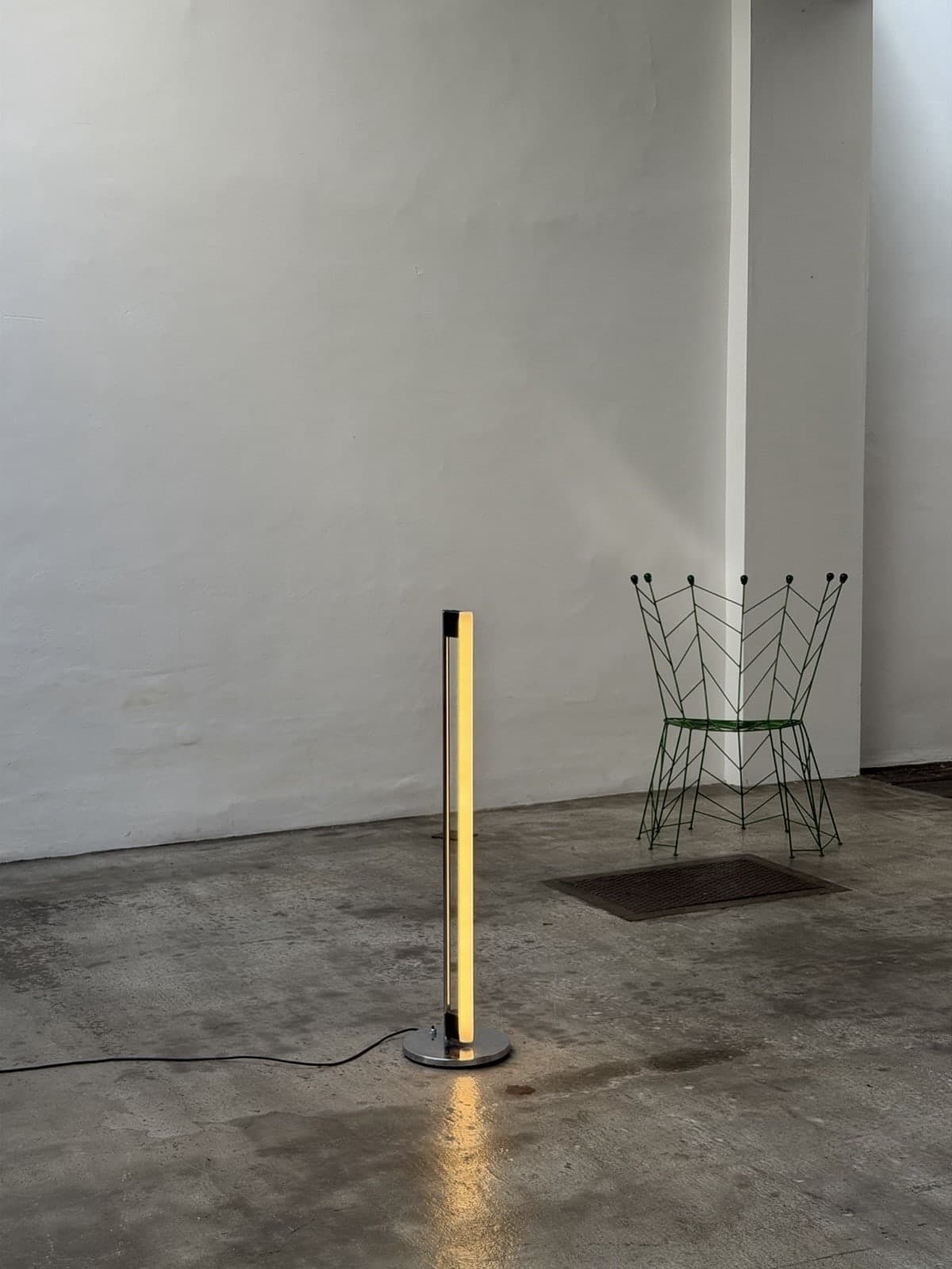 Eileen Gray, Tube Light, Vereinigte Werkstätten München
