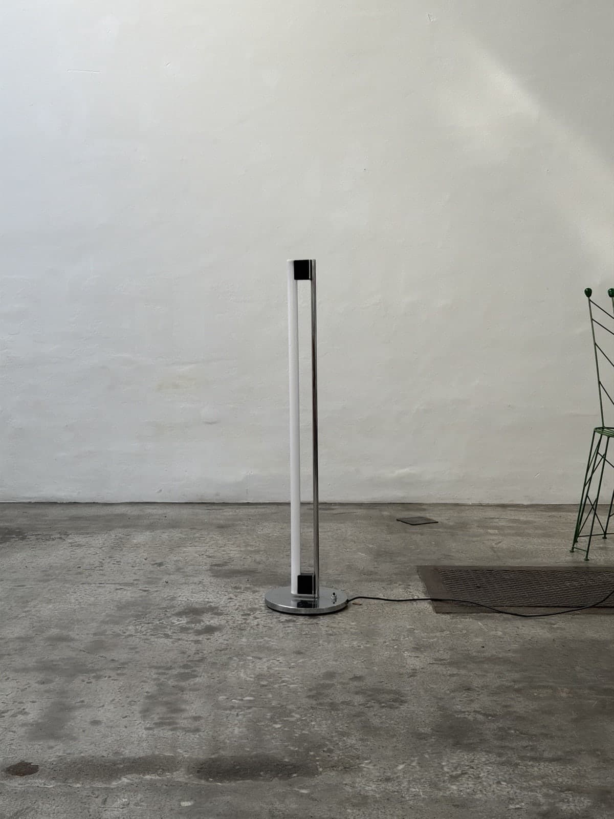 Eileen Gray, Tube Light, Vereinigte Werkstätten München