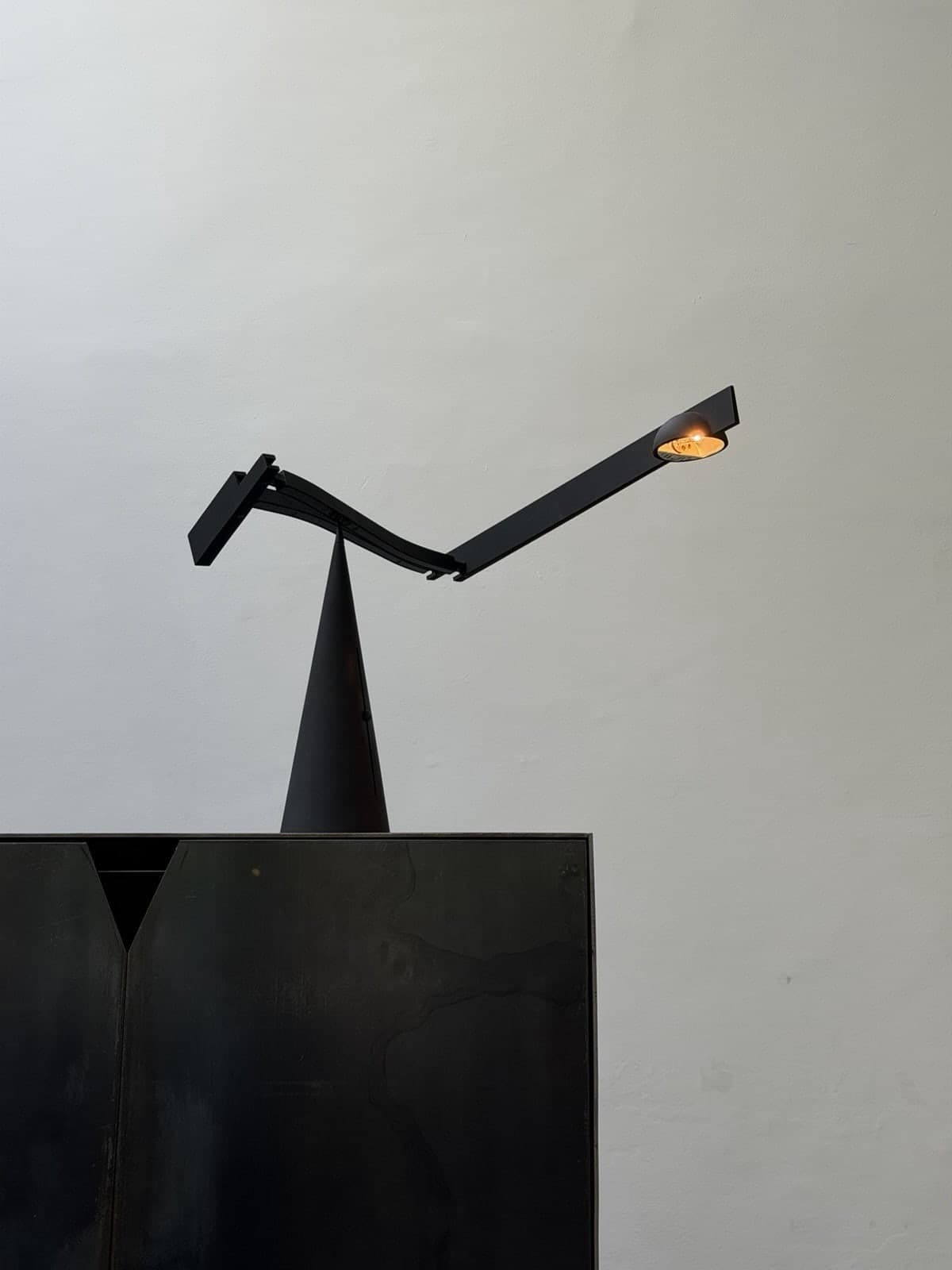 Mario Barbaglia & Marco Colombo, Tabla Lamp, Italiana Luce