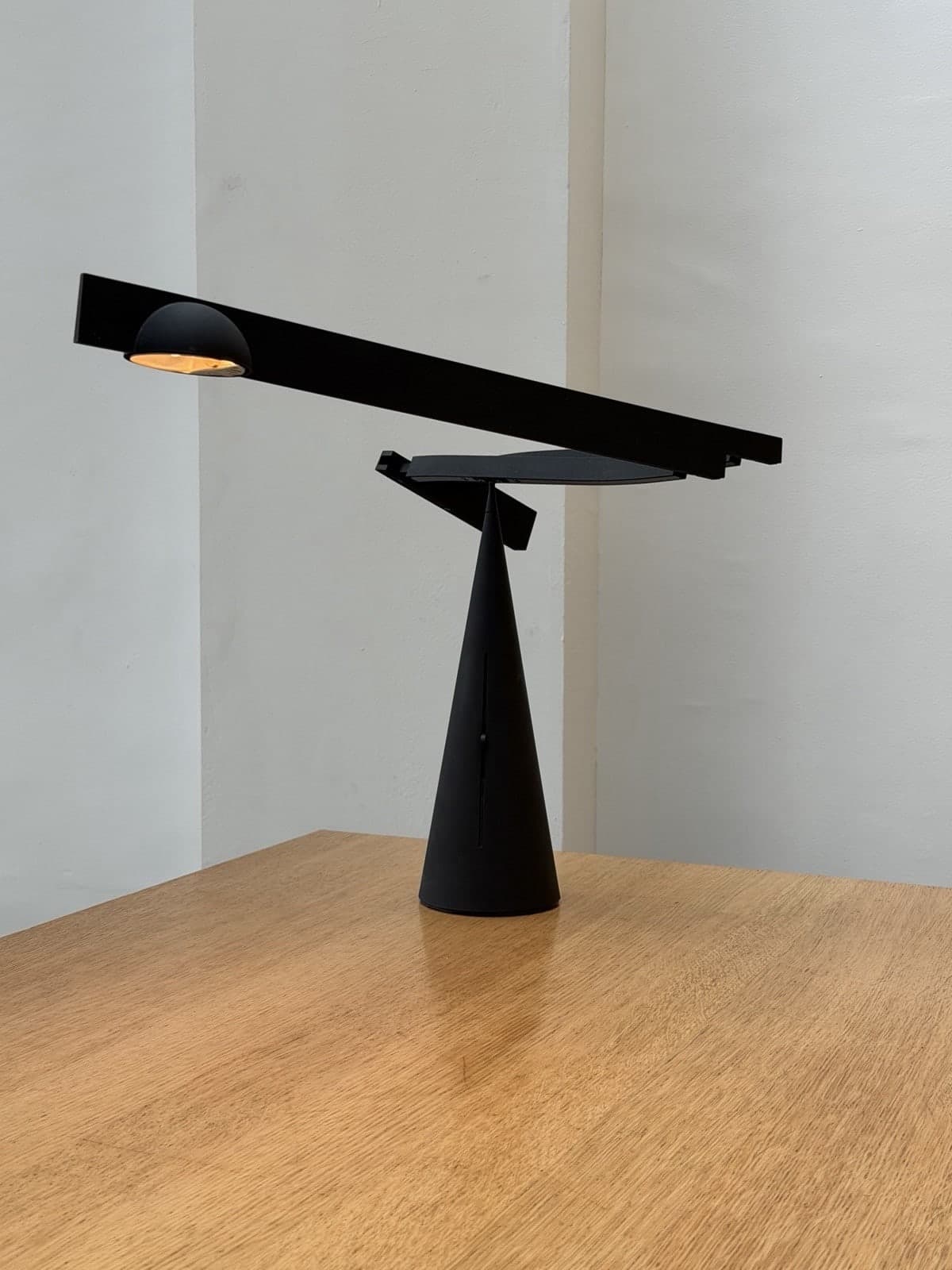 Mario Barbaglia & Marco Colombo, Tabla Lamp, Italiana Luce