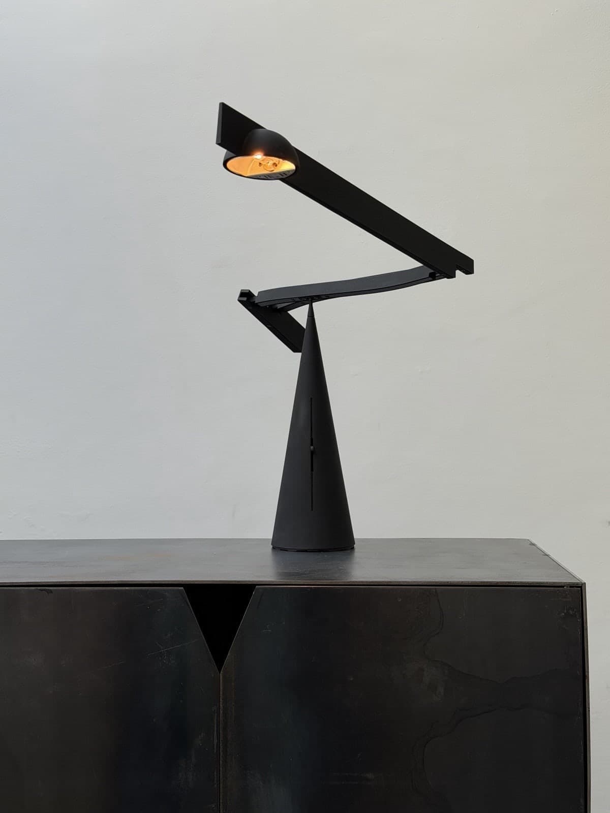 Mario Barbaglia & Marco Colombo, Tabla Lamp, Italiana Luce