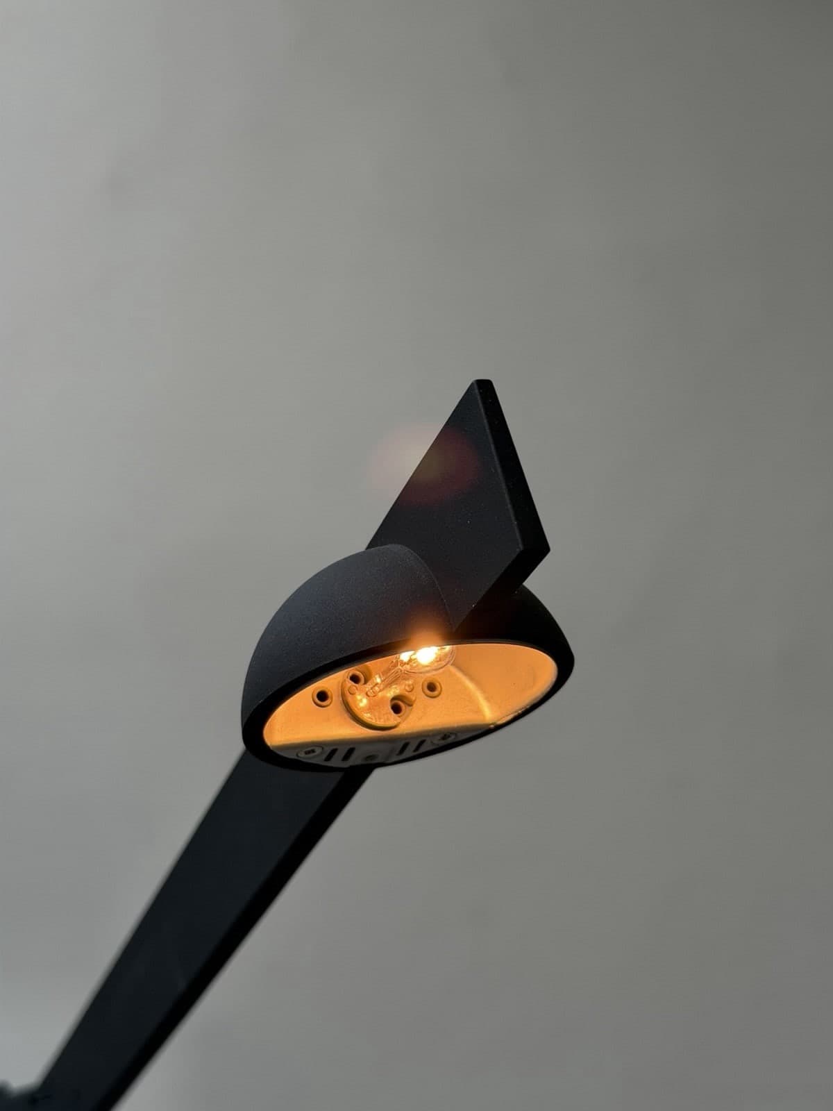 Mario Barbaglia & Marco Colombo, Tabla Lamp, Italiana Luce