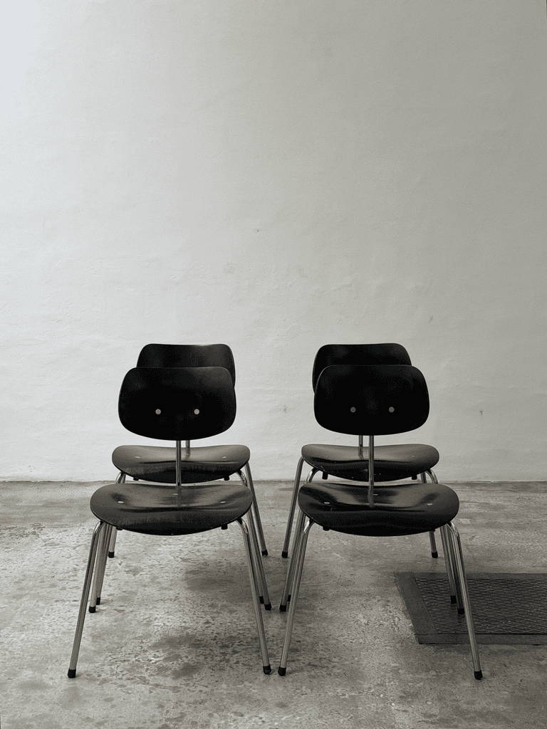 Egon Eiermann, SE 68 Chair Black, Wilde + Spieth