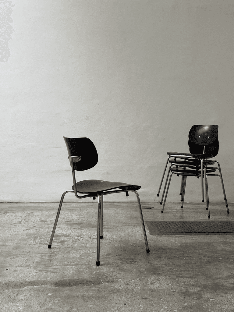 Egon Eiermann, SE 68 Chair Black, Wilde + Spieth