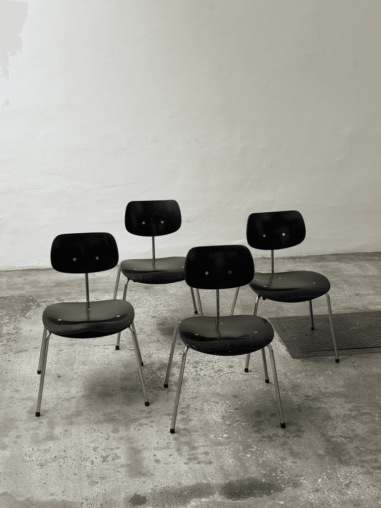 Egon Eiermann, SE 68 Chair Black, Wilde + Spieth
