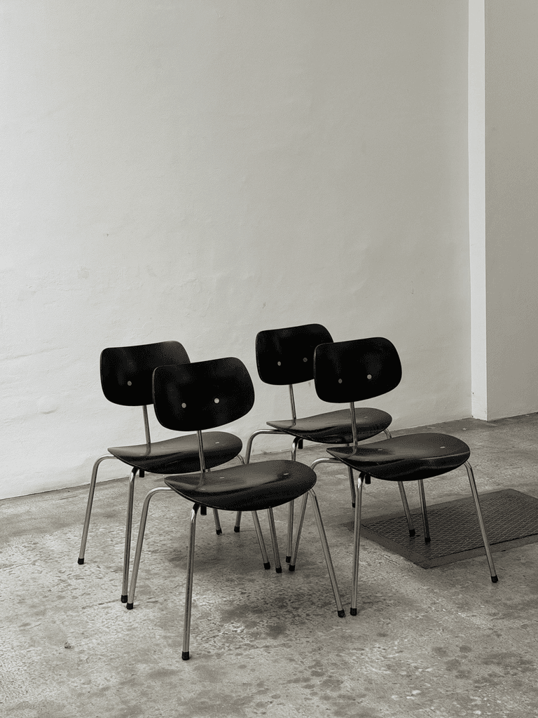 Egon Eiermann, SE 68 Chair Black, Wilde + Spieth