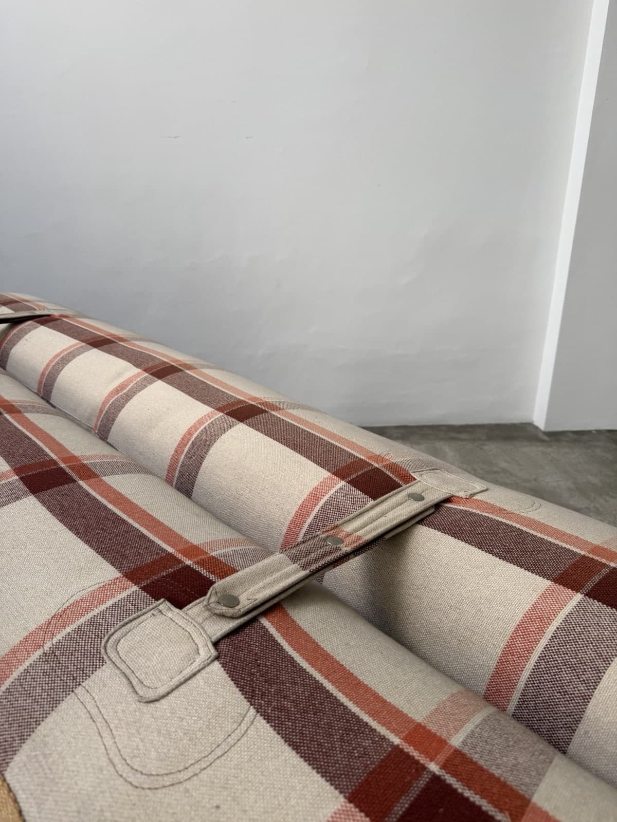 Alessandro Becchio, Anfibio Sofa, Giovannetti