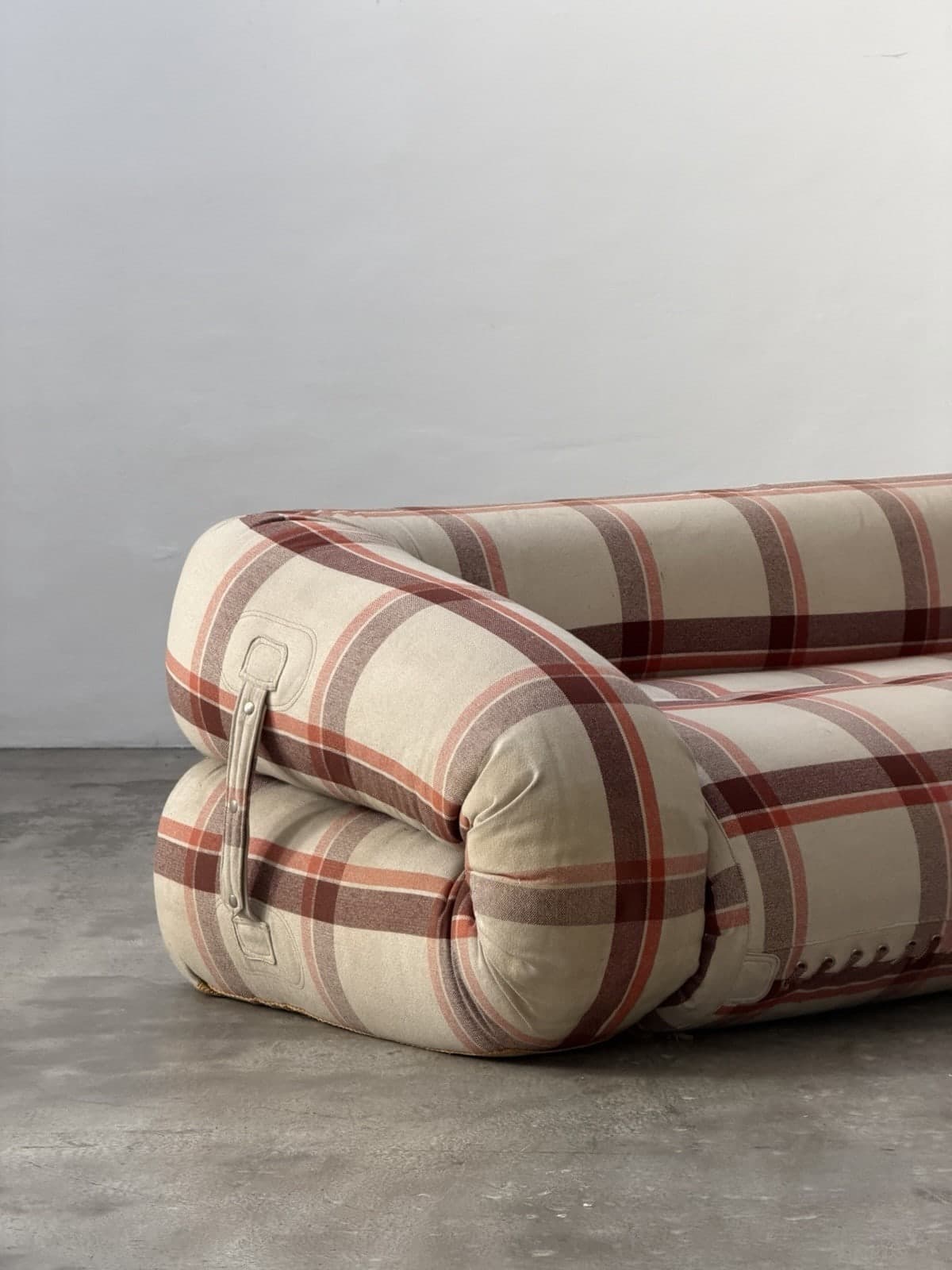 Alessandro Becchio, Anfibio Sofa, Giovannetti