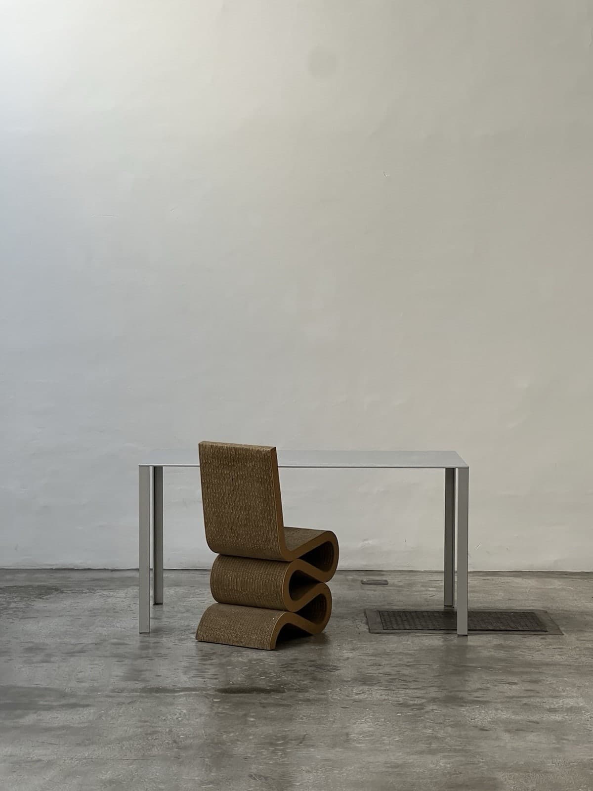 Jean Nouvel, Less Less Table, Unifor