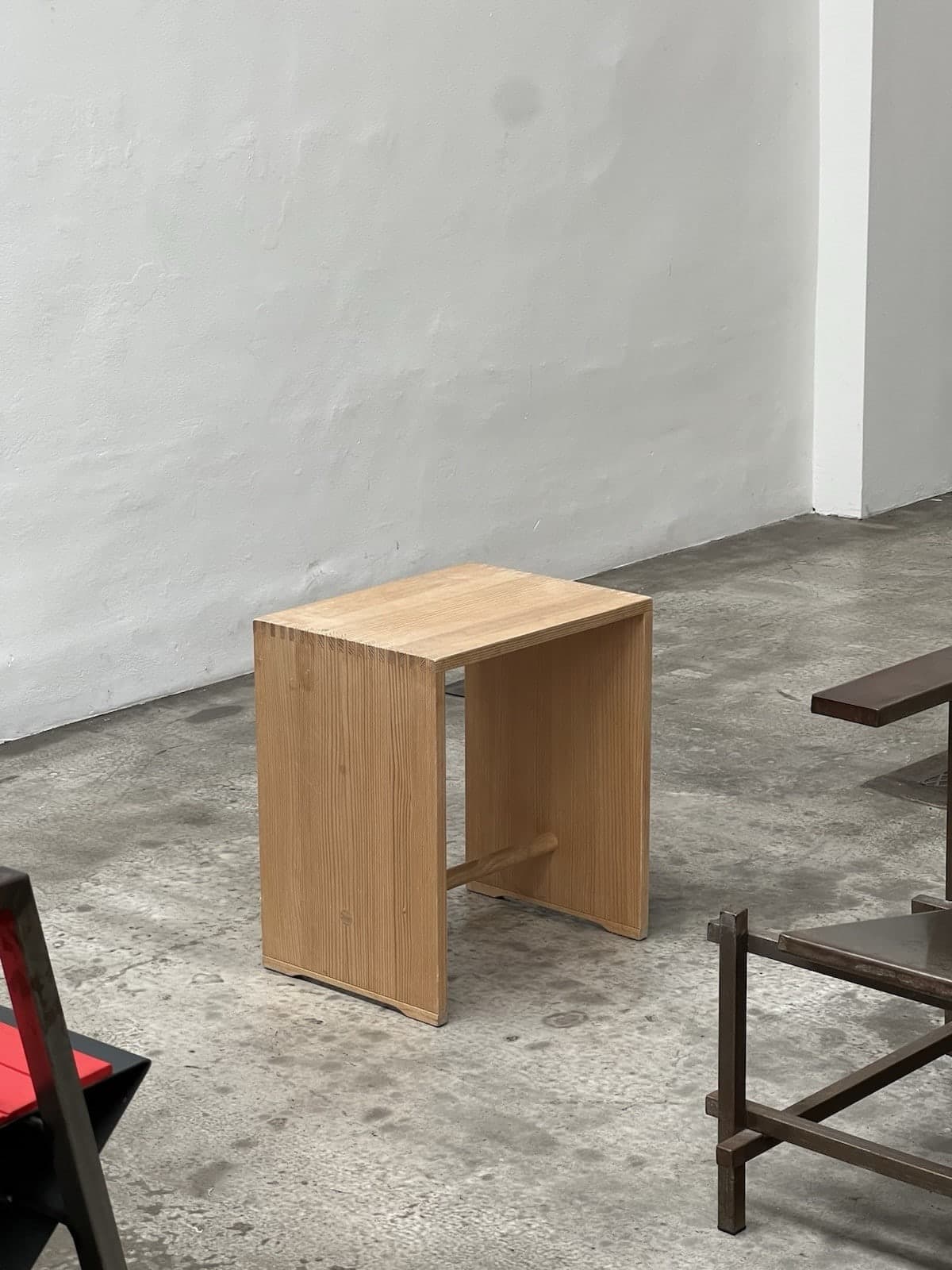 Max Bill, Ulmer Stool, Wohnbedarf