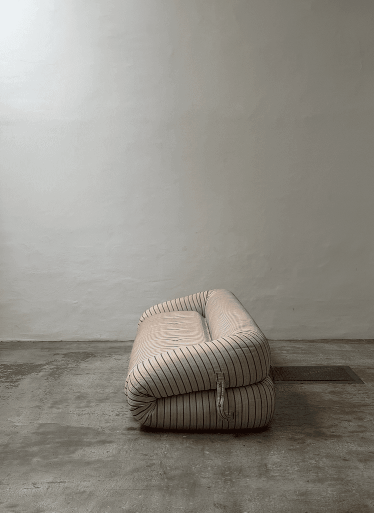 Alessandro Becchi, Anfibio Sofa, Giovanneti