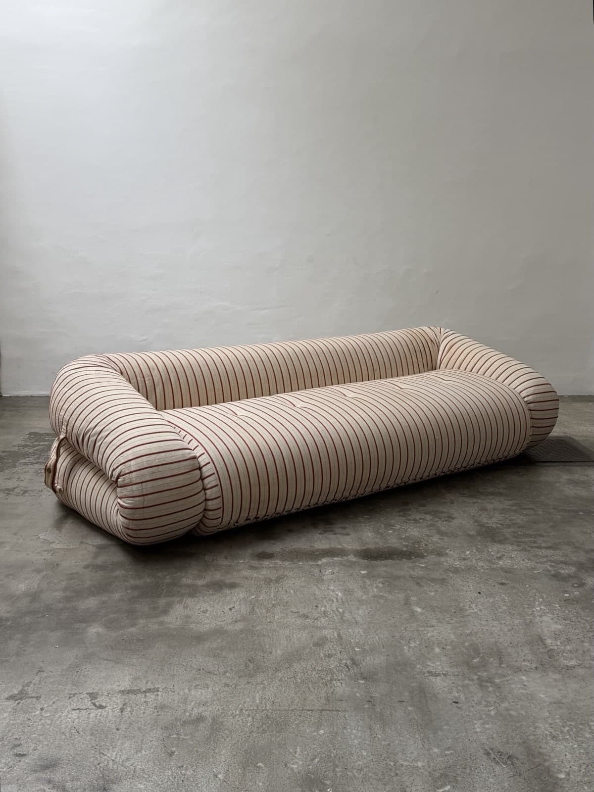 Alessandro Becchi, Anfibio Sofa, Giovanneti