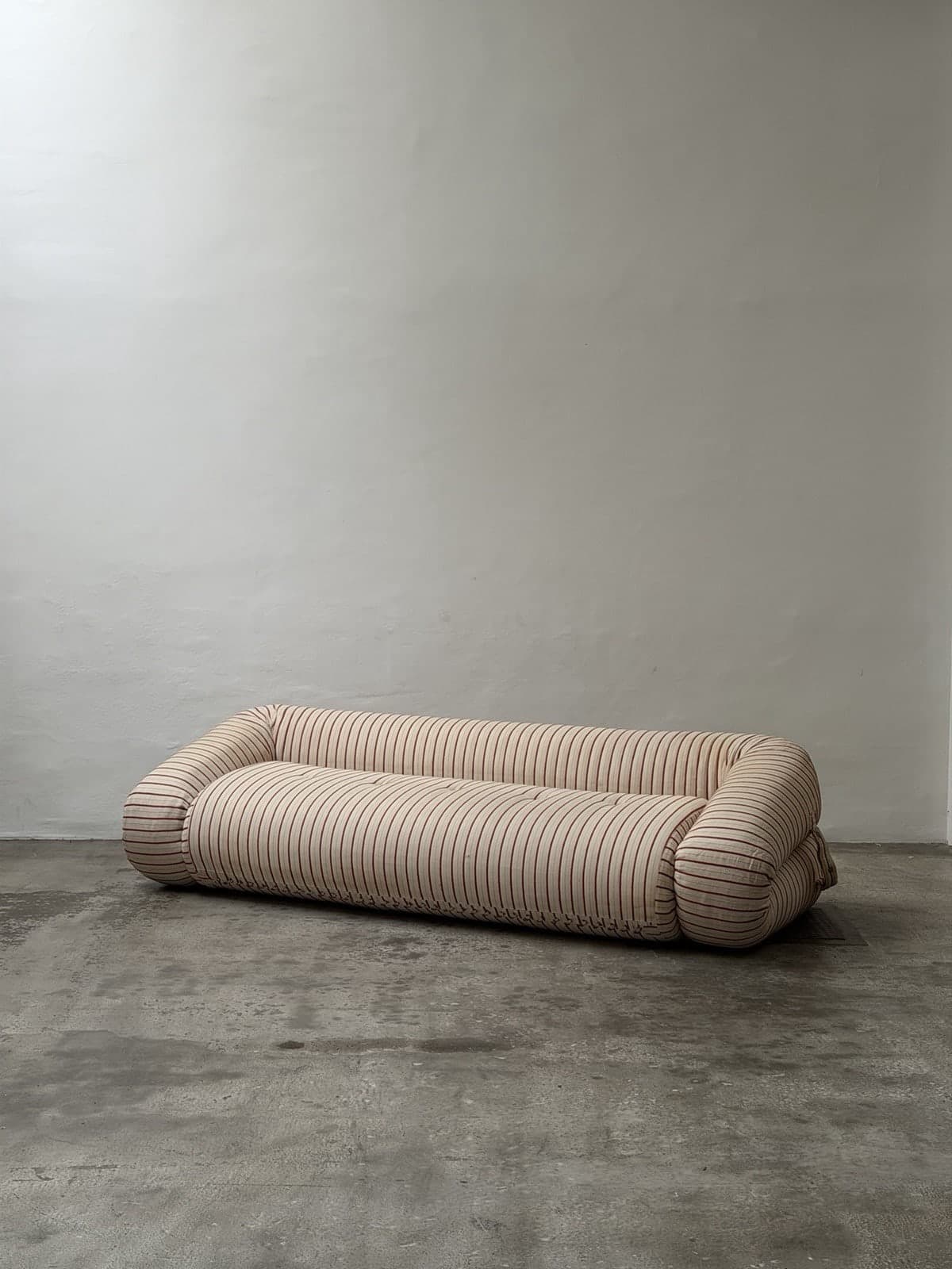 Alessandro Becchi, Anfibio Sofa, Giovanneti