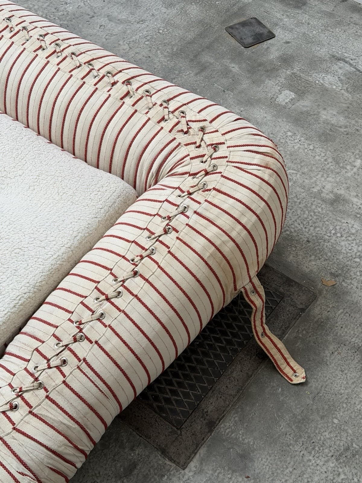 Alessandro Becchi, Anfibio Sofa, Giovanneti