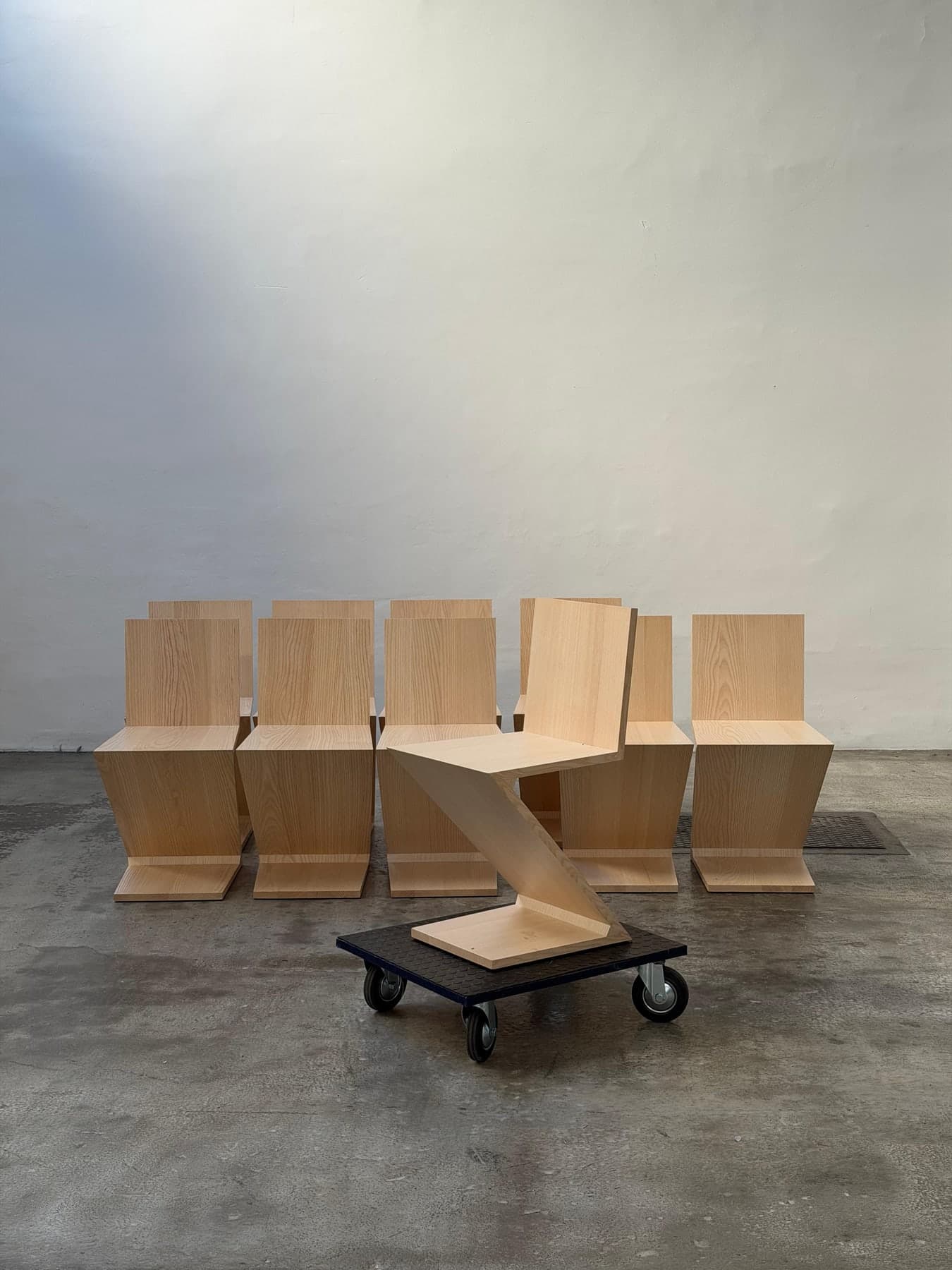 Gerrit Rietveld, Cassina, Zig Zag Chair, Ash Wood