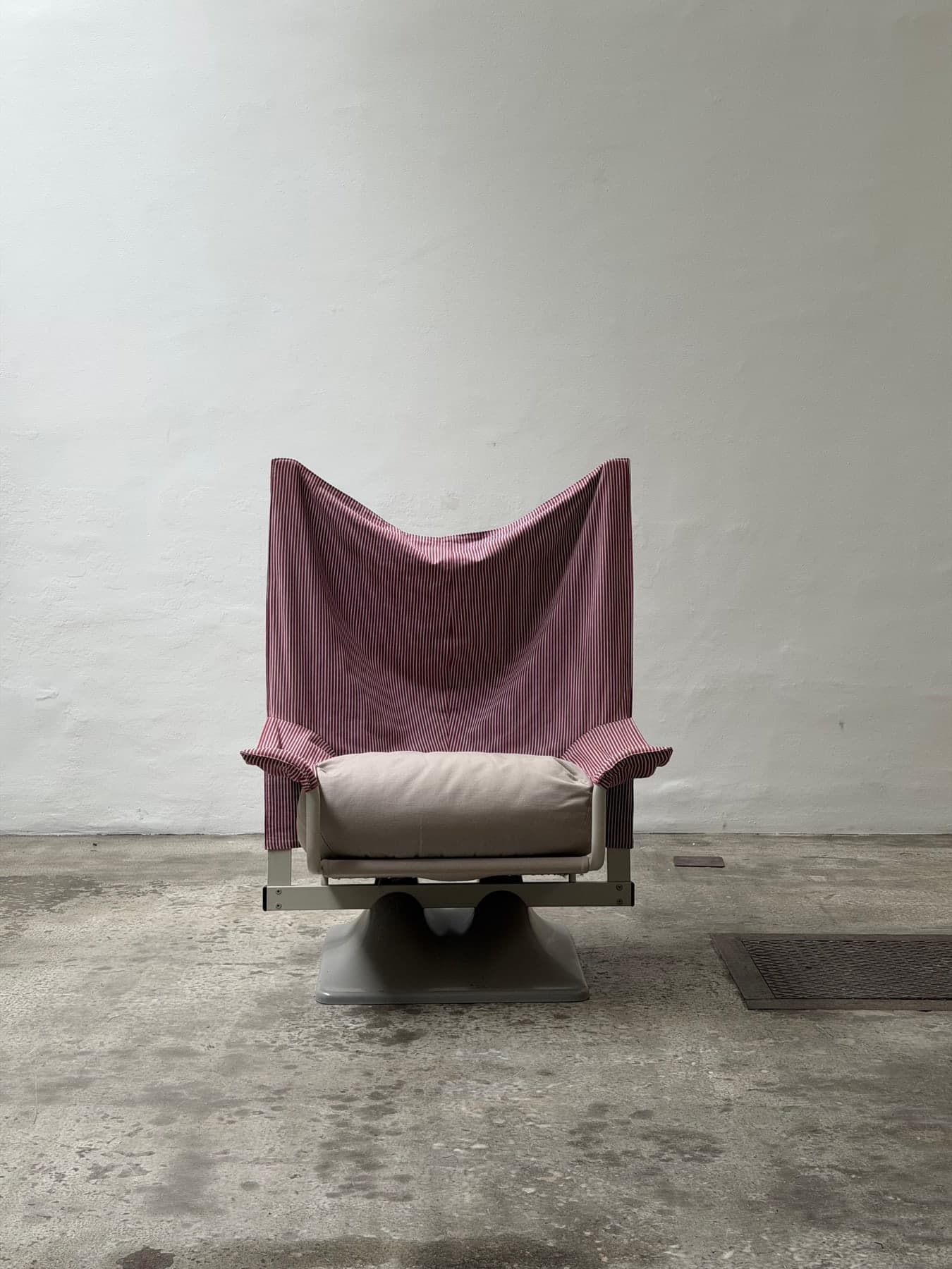 Paolo Deganello, AEO Armchair, Cassina