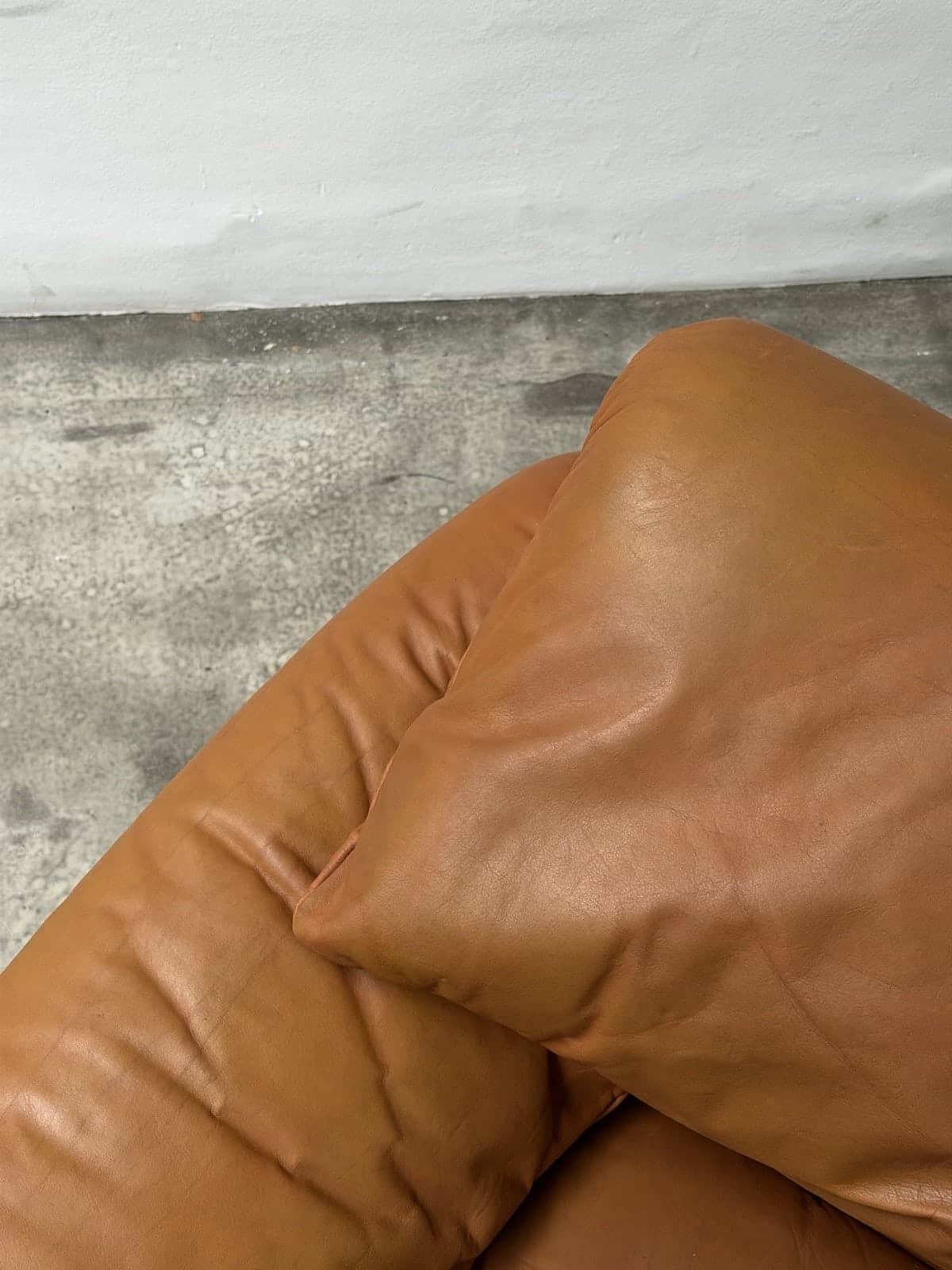Vico Magistretti, Maralunga Armchair Brown Leather, Cassina